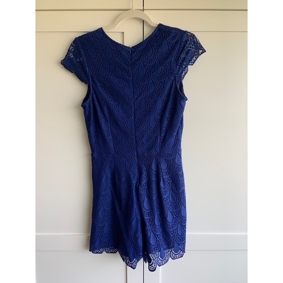 Francesca’s Blue Lace Romper - Picture 3 of 4